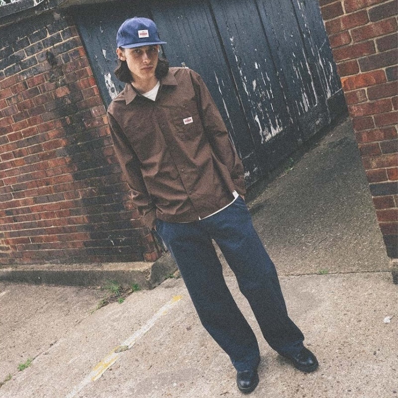 BRIXTON L/Sシャツ TRADEMARK L/S SHIRT ブラウン 着用画像 2