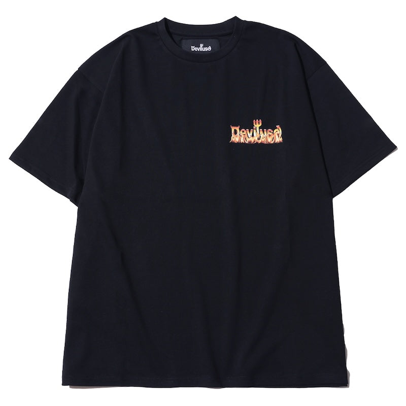Deviluse Tシャツ FLAME LOGO TEE ブラック | ストリートウェア | PLUGS