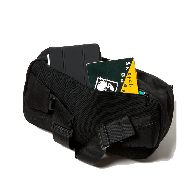 MxMxM "GOOD SIZE ショルダーBAG (A4すっぽり)" (Doku)