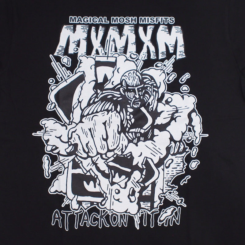 進撃の巨人 x MxMxM "MAGICAL MOSH TITAN TEE" (Black)