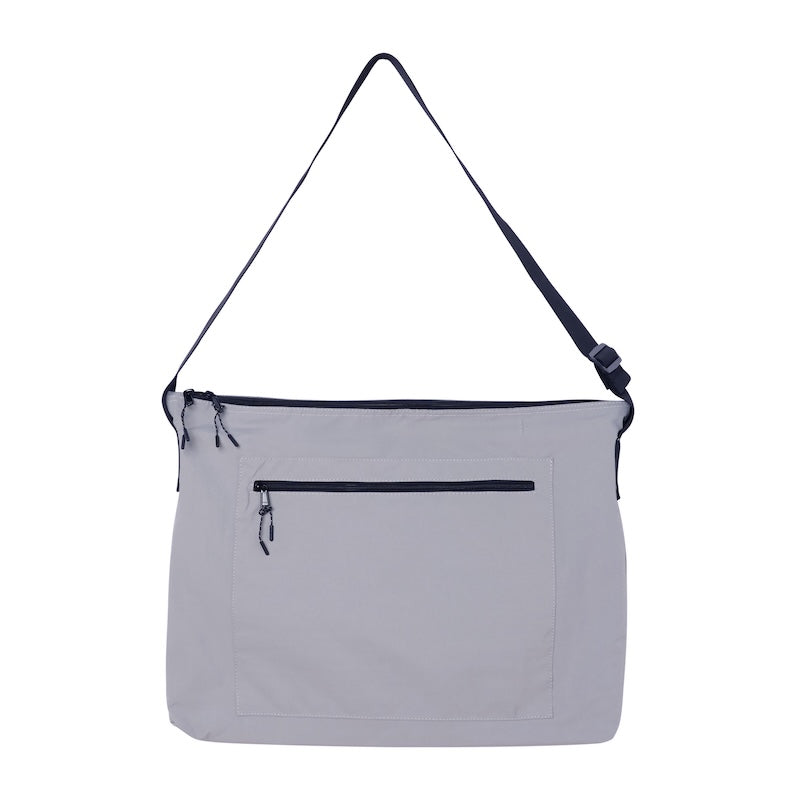 OBEY ショルダーバッグ EXPLORER MESSENGER BAG セージ 商品画像 背面