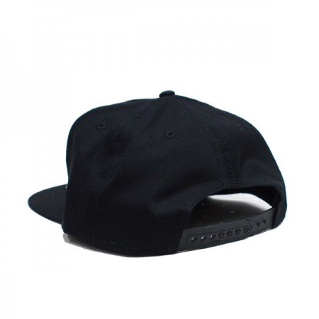 SRH　キャップ　"SNAKE SNAPBACK CAP"　(Black)