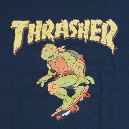 THRASHER × TMNT　"コラボTシャツ THTUR-ST002"　(Slate)