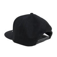 PLUGS キャップ "SNAPBACK CAP" (Black)