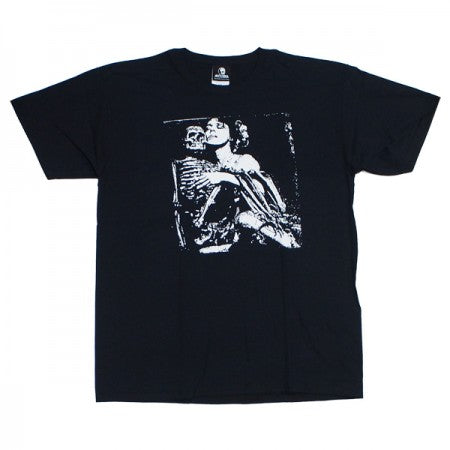 SKULL SKATES　"DEATH CUDDLE Tシャツ"　(Black)