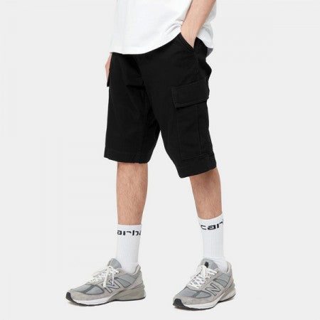 Carhartt WIP ショーツ "REGULAR CARGO SHORT" (Black Rinsed)