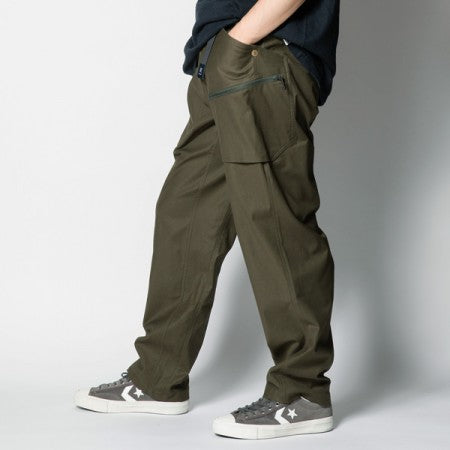ROARK REVIVAL パンツ "BACKSATIN ST NEW BAKER PANTS - RELAX TAPERED FIT" (Army)