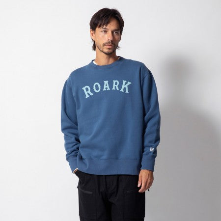 ROARK REVIVAL クルースウェット "MEDIEVAL LOGO CREW SWEAT" (Slate Blue)