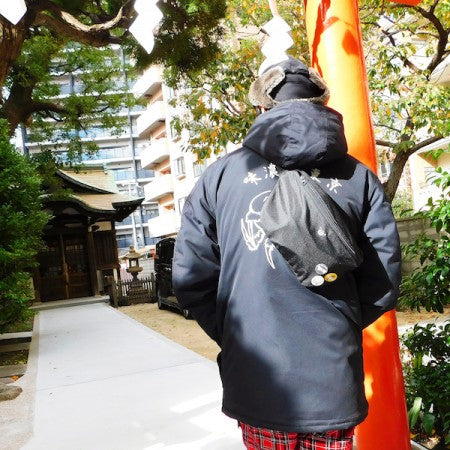 MINOS ボディーバッグ "KOISA BODY BAG" (Black)