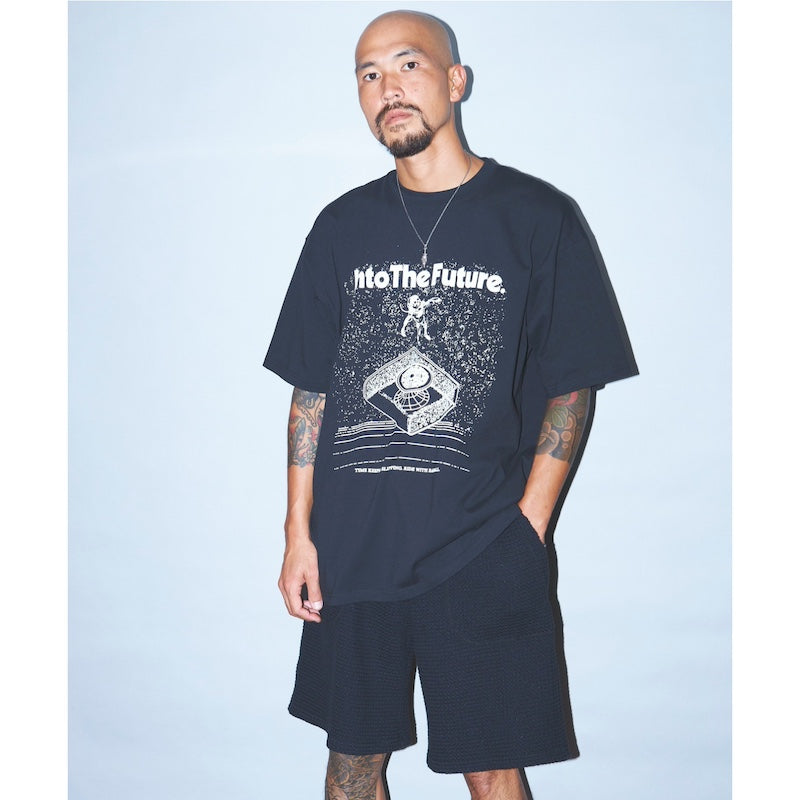 RADIALL　Tシャツ　"INTO THE FUTURE CREW NECK T-SHIRT S/S"　(Black)