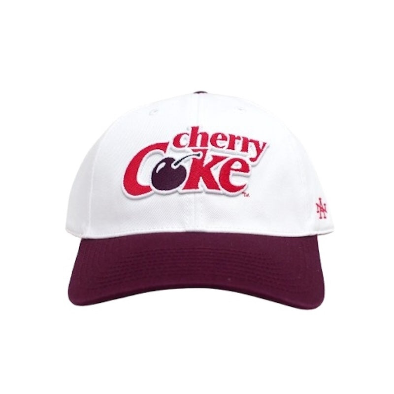 AMERICAN NEEDLE キャップ BALLPARK - CHERRY COKE CAP ホワイト/ボルドー 商品画像 正面