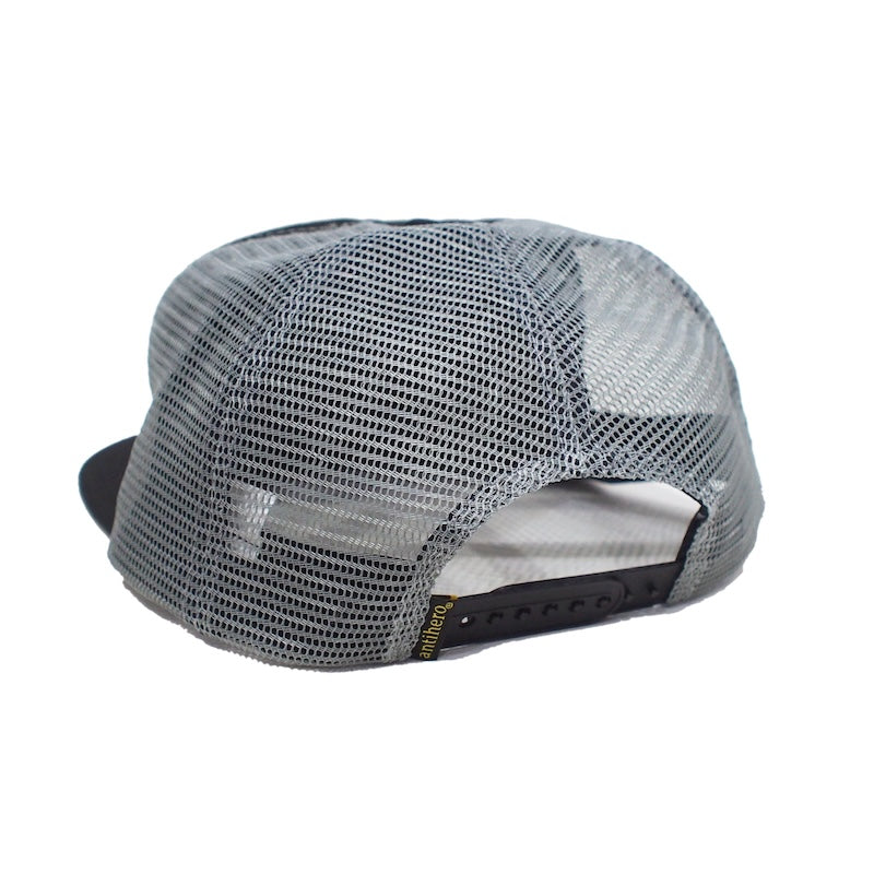 ANTI HERO メッシュキャップ CONTRA HEROE SNAPBACK CAP ブラック/チャコール 商品画像 背面