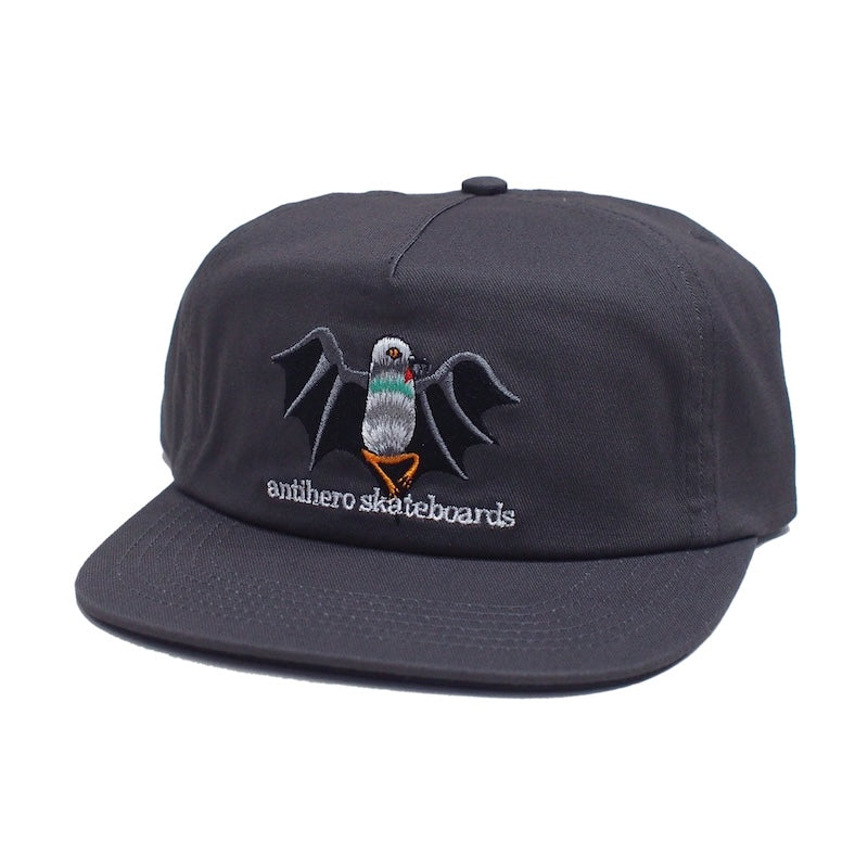 ANTI HERO キャップ VAMPIGEON SNAPBACK CAP チャコール 商品画像 斜め