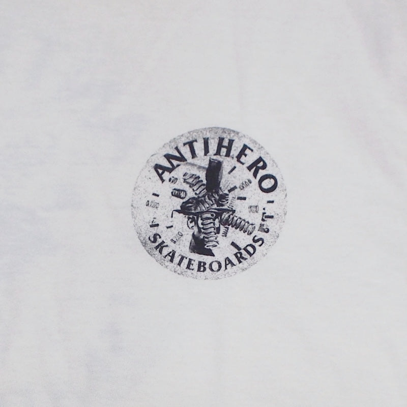ANTI HERO Tシャツ ENGINEERING TEE クリーム 商品画像 フロントプリント