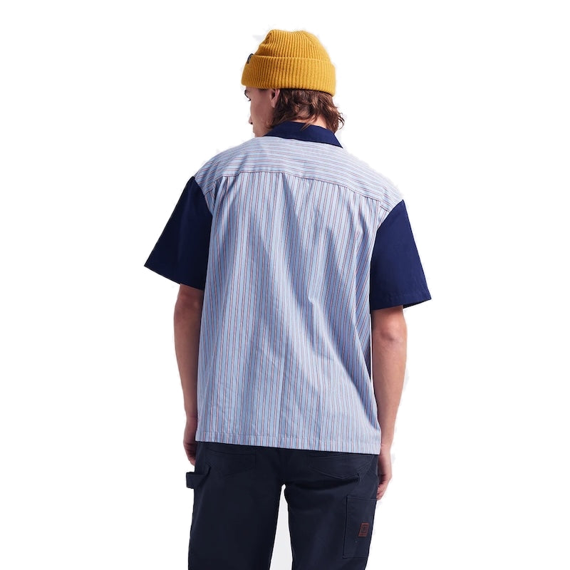 BRIXTON S/Sシャツ BUILDERS OLSON S/S SHIRT ブルー  着用画像 背面