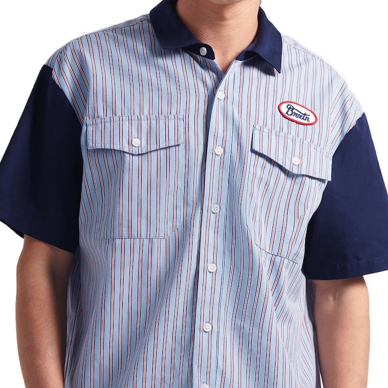 BRIXTON S/Sシャツ BUILDERS OLSON S/S SHIRT ブルー  着用画像 胸