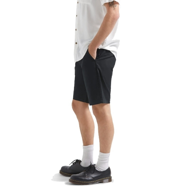 BRIXTON ショーツ SANTO CHINO SHORT ブラック 着用画像 サイド
