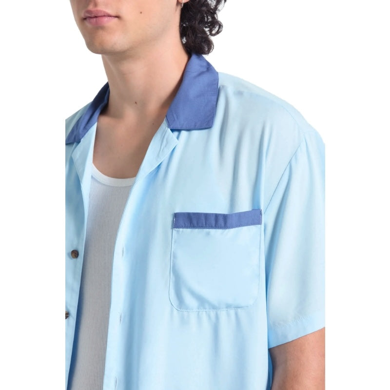 BRIXTON S/Sシャツ LAFAYETTE S/S WVN ブルー 着用画像 胸ポケット
