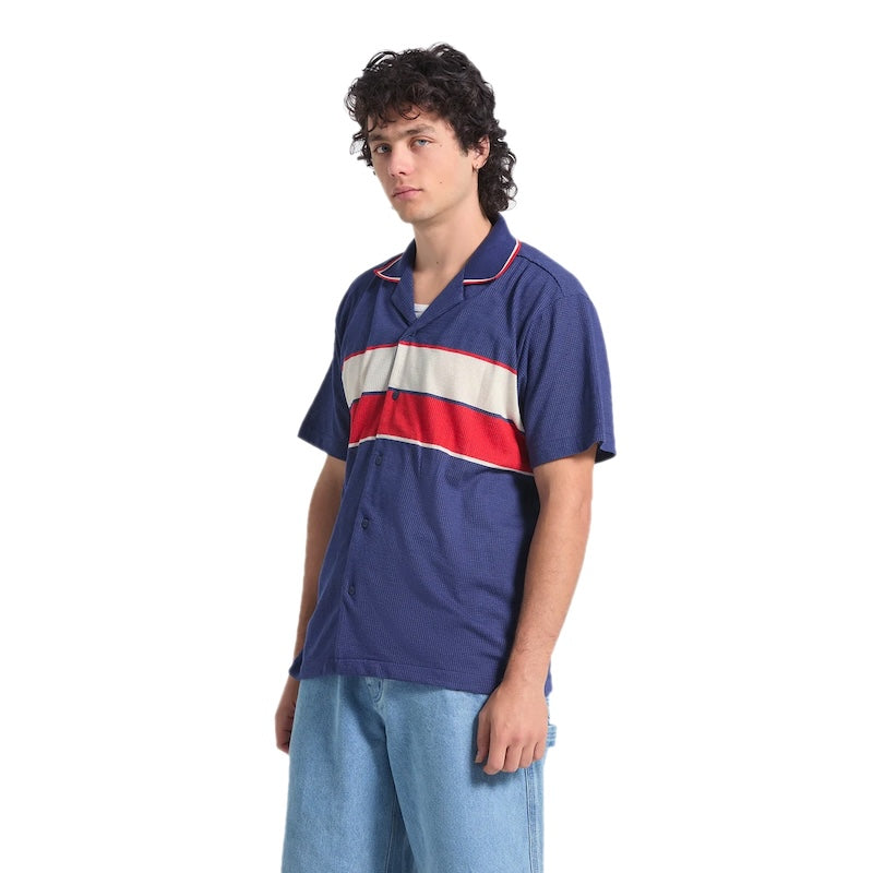 BRIXTON S/Sメッシュシャツ BUNKER MESH S/S WVN ネイビー 着用画像 斜め