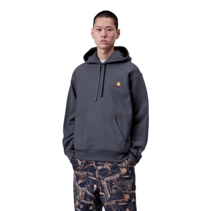 Carhartt WIP パーカー HOODED AMERICAN SCRIPT SWEAT (Graphite) 着用画像 正面