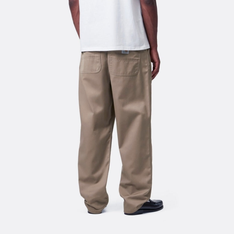 Carhartt WIP パンツ SIMPLE PANT レザー 着用画像 背面