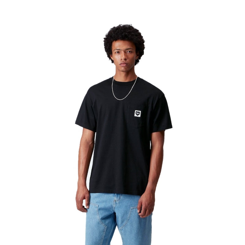Carhartt WIP Tシャツ S/S POCKET HEART T-SHIRT ブラック 着用画像 正面