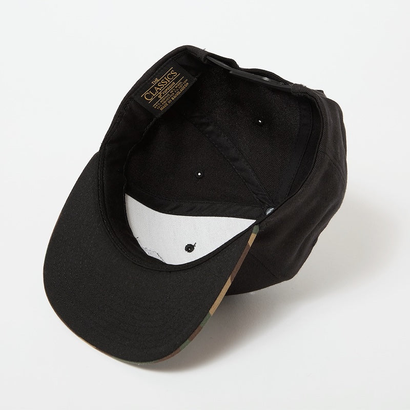 Deviluse　キャップ　"TRADE MARK SNAPBACK CAP"　(Black / Camo)