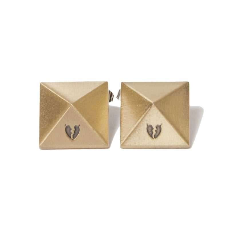 Deviluse　ピアス　"STUDS PIERCE"　(V.Gold)