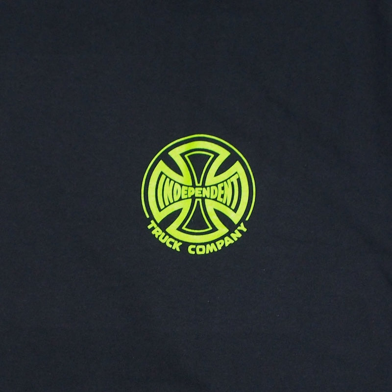 INDEPENDENT Tシャツ TRUCK CO LEGACY TEE ブラック 商品画像 フロントプリント