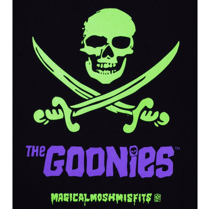THE GOONIES x MxMxM　"MAGICAL MOSH PIRATES TEE"　(Doku)