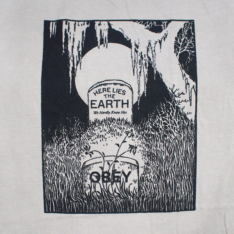 OBEY　Tシャツ　"OBEY HERE LIES THE EARTH PIGMENT CLASSIC TEE"　(Silver Gray)