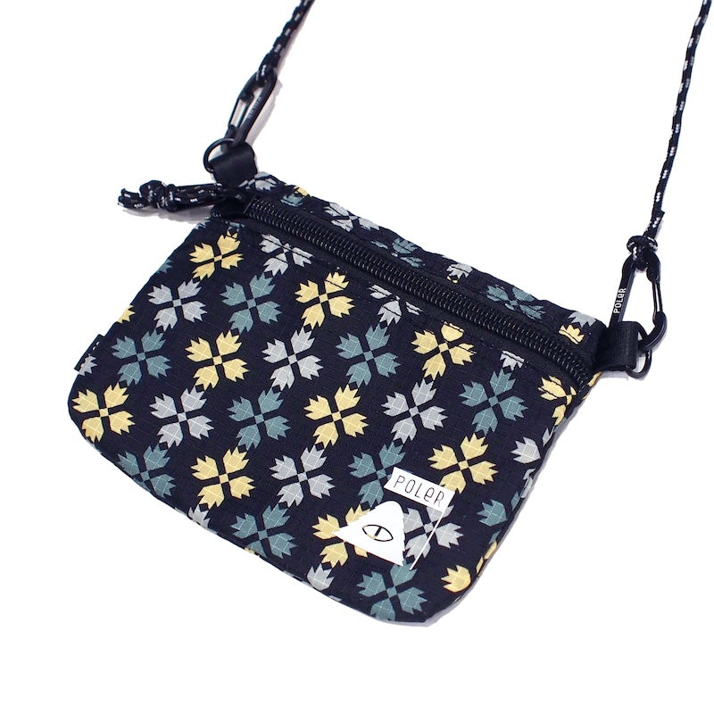 POLeR　ポーチ　"STUFFABLE POUCH"　(Bearpaw)