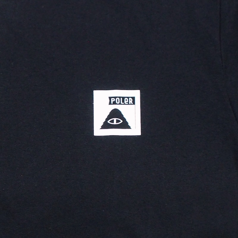 POLeR Tシャツ SUMMIT TEE ブラック 商品画像 胸プリント