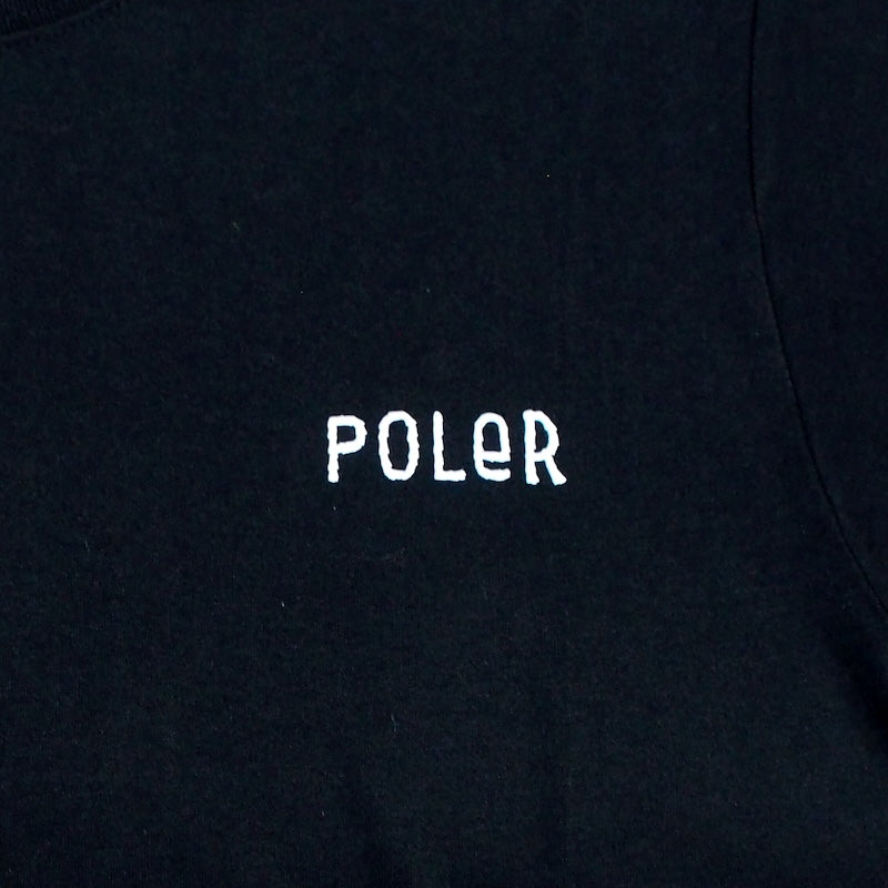 POLeR Tシャツ FURRY FONT TEE ブラック 商品画像 フロントプリント