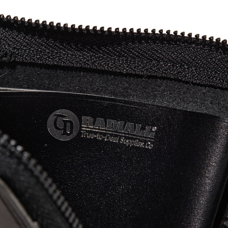 RADIALL　財布　"TRUE DEAL L ZIP WALLET"　(Black / Black)