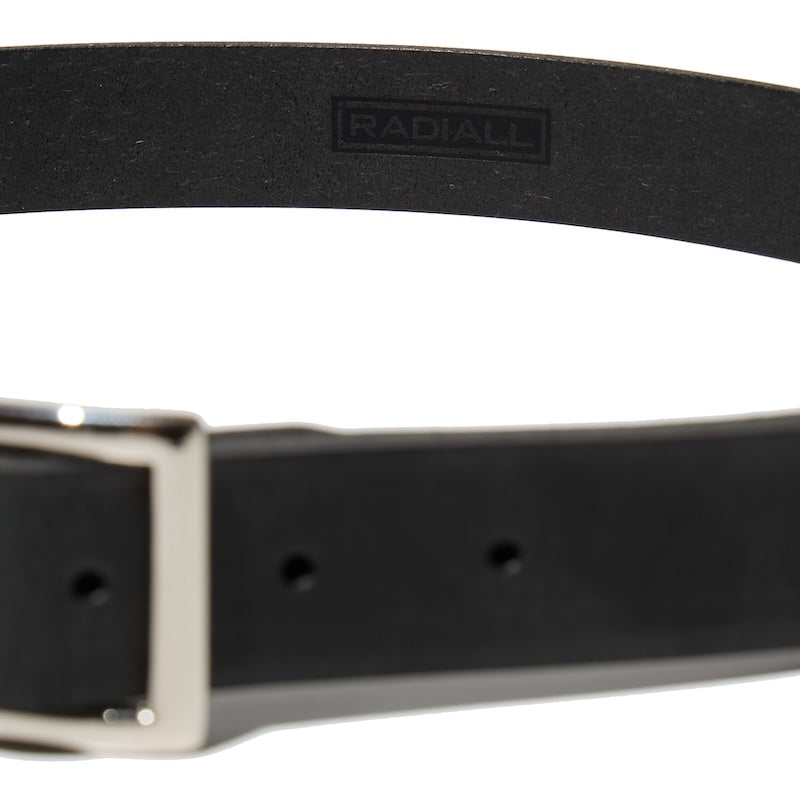 RADIALL　ベルト　ブラック　ロゴ　クローズアップ