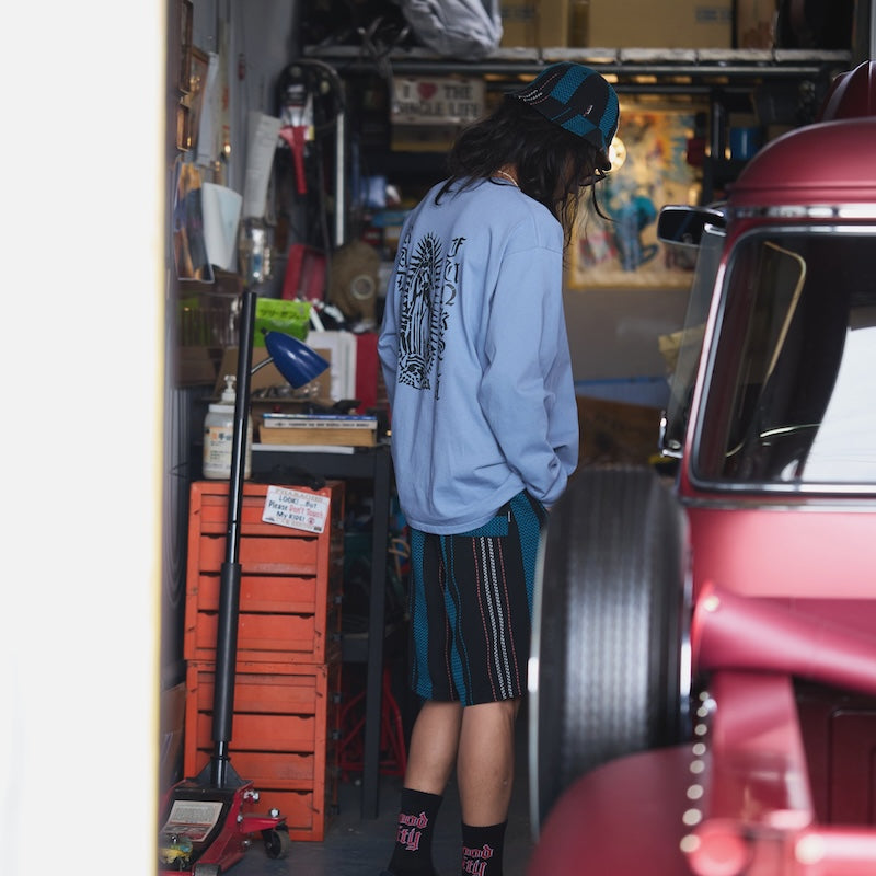 RADIALL L/STシャツ ROAD CHARM L/S TEE スチールブルー 着用画像 背面