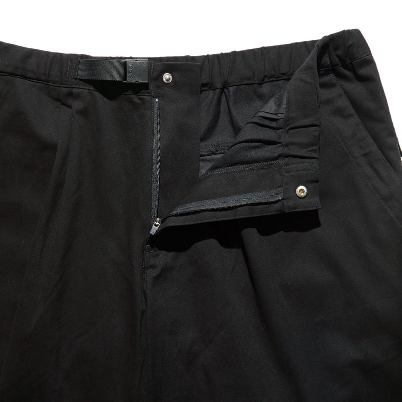 ROARK REVIVAL　パンツ　"TRAVEL PANTS 2.0 H/W TWILL ST 2TACS - RELAX TAPERED FIT"　(Black)