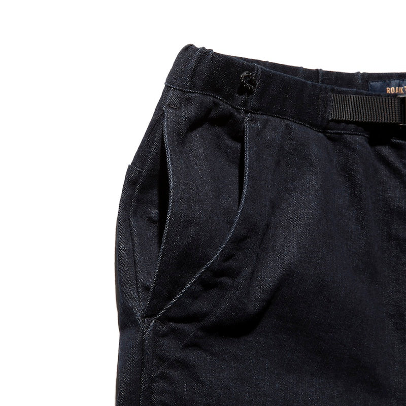 ROARK REVIVAL　パンツ　"TRAVELPANT DENIM - STANDARD FIT"　(Raw)