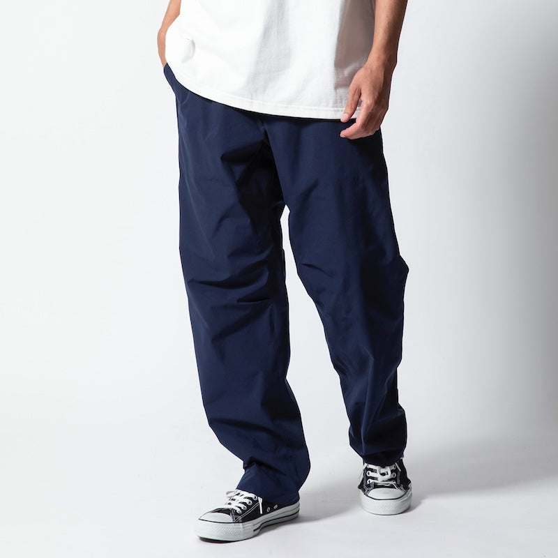 ROARK REVIVAL　パンツ　"TRAVEL PANT ROAMFREE - RELAX"　(Navy)
