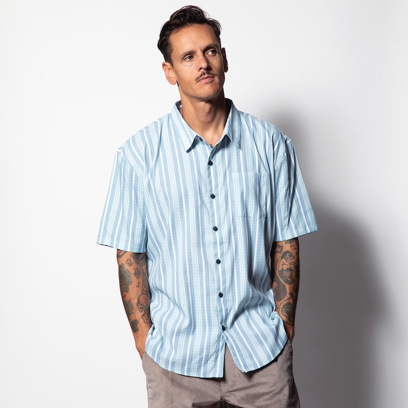 ROARK REVIVAL S/Sシャツ 