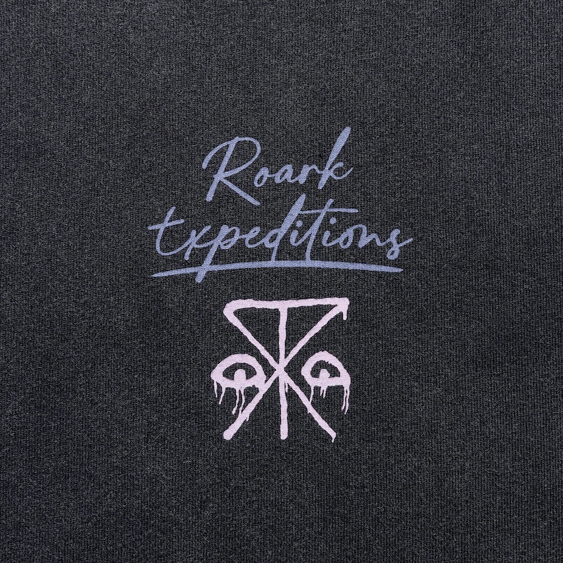 ROARK L/STシャツ EXPEDITIONS PHOTO WELL WORN L/S TEE ブラック 商品画像 左胸プリント