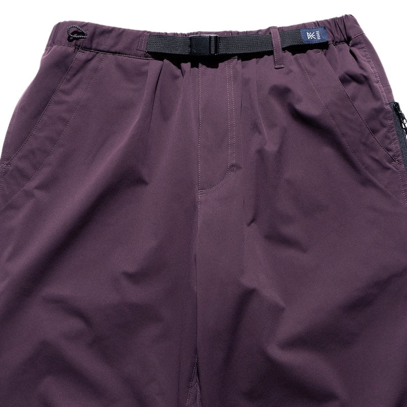 ROARK パンツ TRAVEL PANT RESISTANT TWILL - RELAX バーガンディ 商品画像 正面 ウエスト