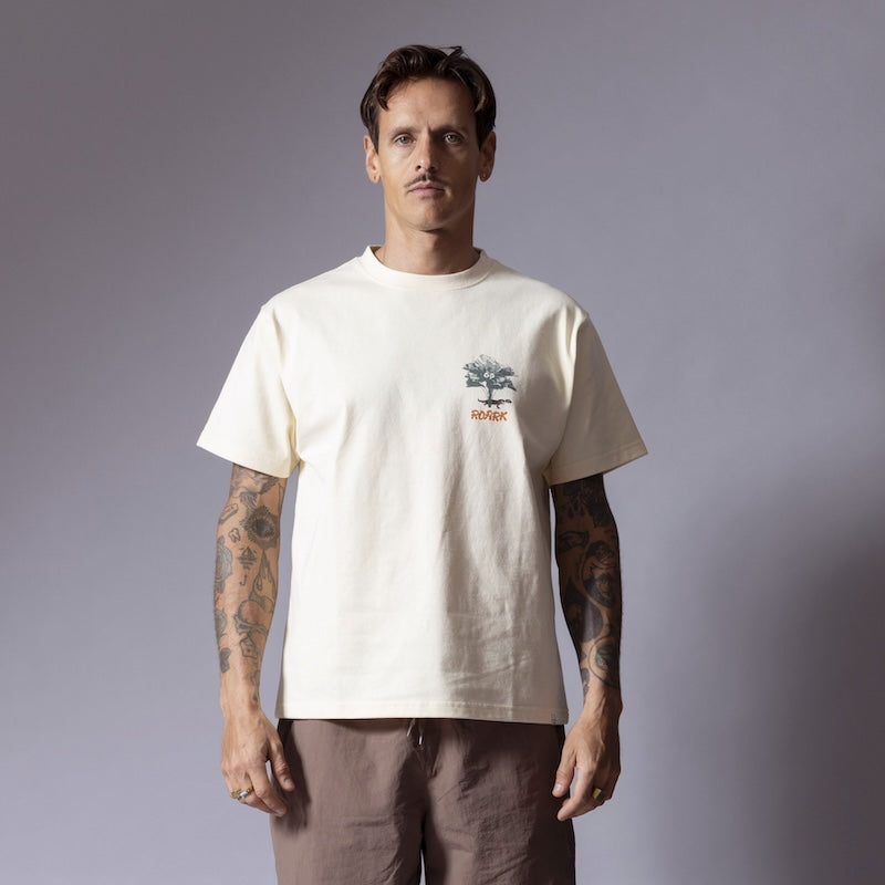 ROARK Tシャツ NATURE FINE TECH DRY TEE ナチュラル 着用画像 正面