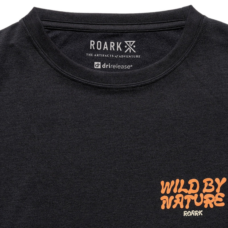 ROARK Tシャツ WILD BY NATURE DriRelease TEE ブラック 商品画像 クローズアップ 1