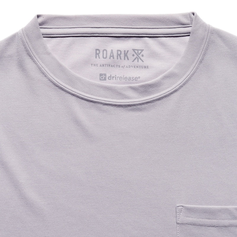 ROARK Tシャツ LABEL POCKET DriRelease TEE グレー 商品画像 首元