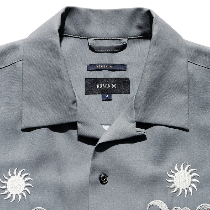 ROARK S/Sシャツ PALM EMBROIDERY GONZO S/S (Moon) 商品画像 襟