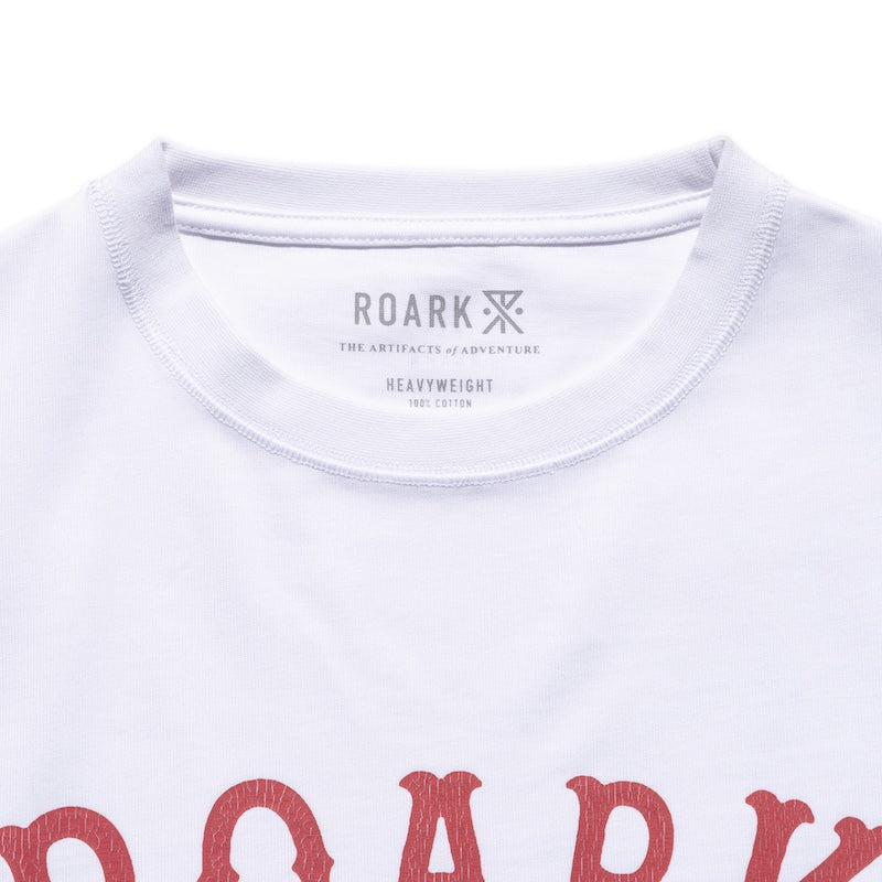 ROARK Tシャツ MEDIEVAL LOGO 14oz H/W TEE ホワイト 商品画像 首元
