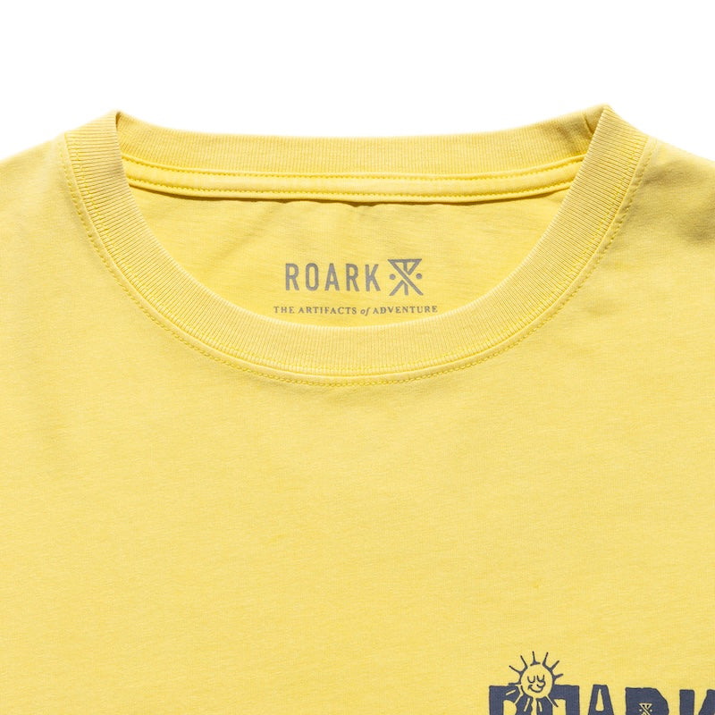 ROARK Tシャツ CLOUD 9 WELL WORN TEE イエロー 商品画像 首元