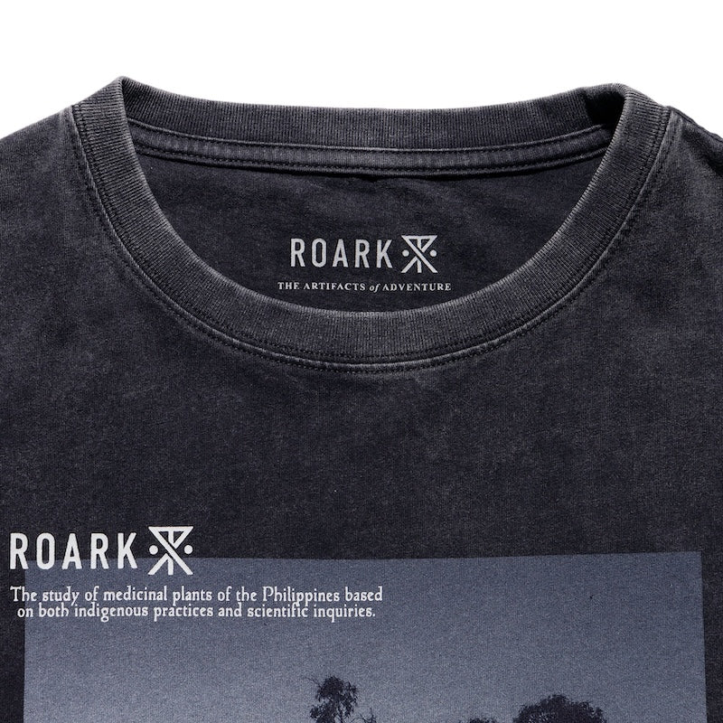 ROARK Tシャツ NATIVE PLANTS WELL WORN TEE ブラック 商品画像 首元